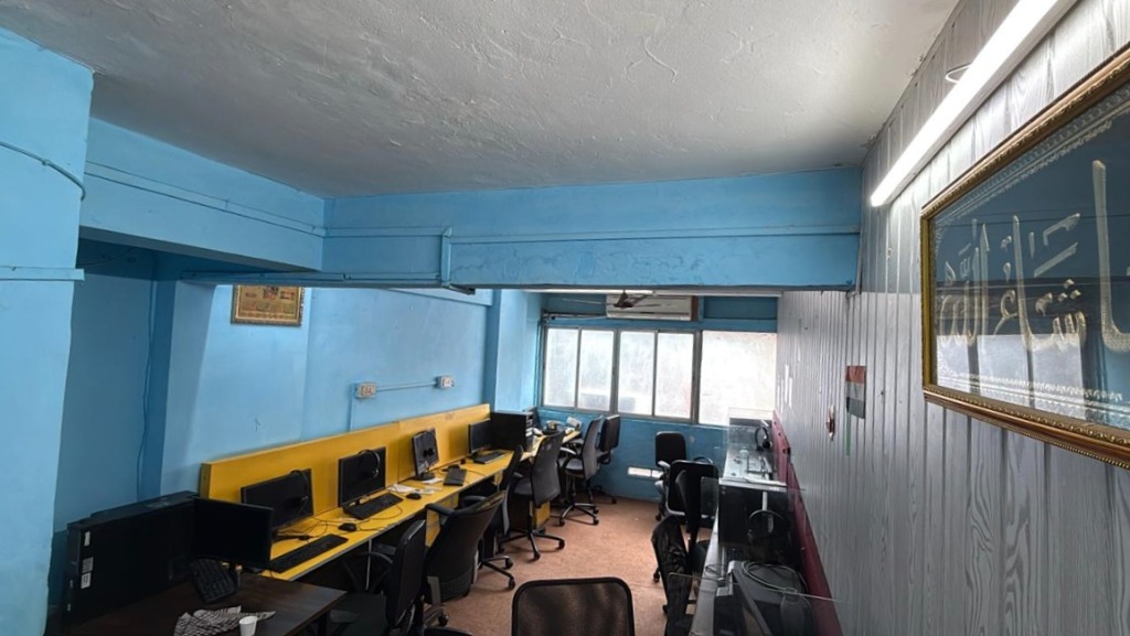 15-seater office in Pune Camp - View 1